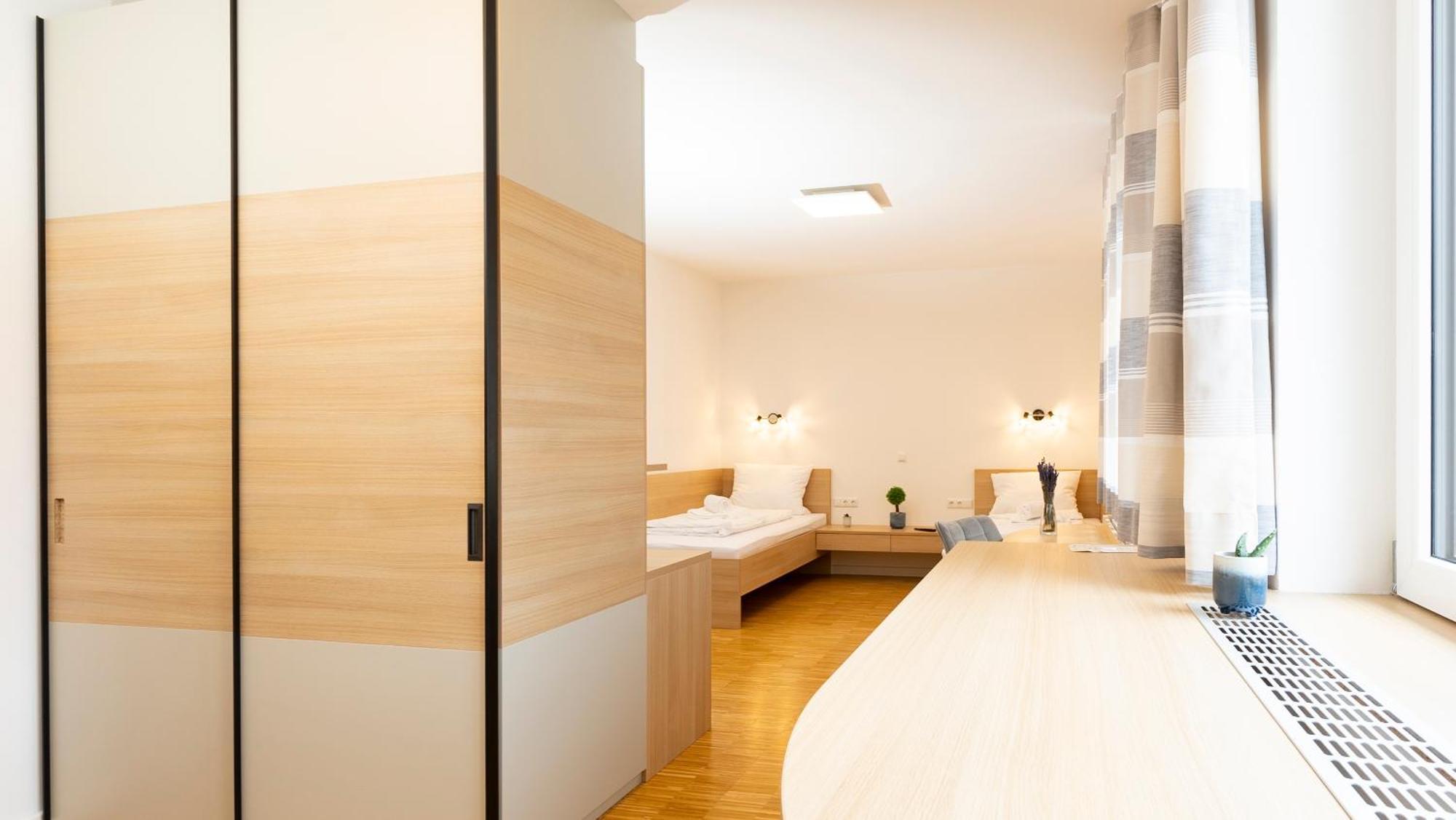 Henrys Sleeping Am Augsburger Eiskanal 외부 사진